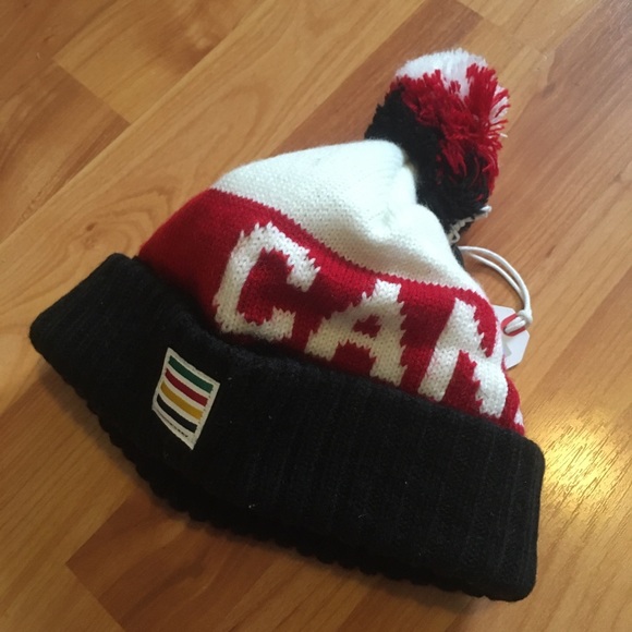 Hudson’s Bay Team Canada Olympic Toque - Baby - Picture 4 of 5